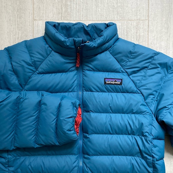 Patagonia Other - Patagonia Down jacket L(12)